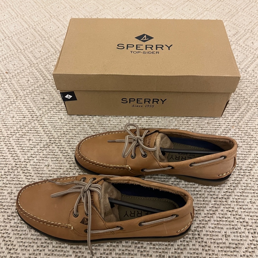 Men’s Sperry’s Boat Shoes NEW in box